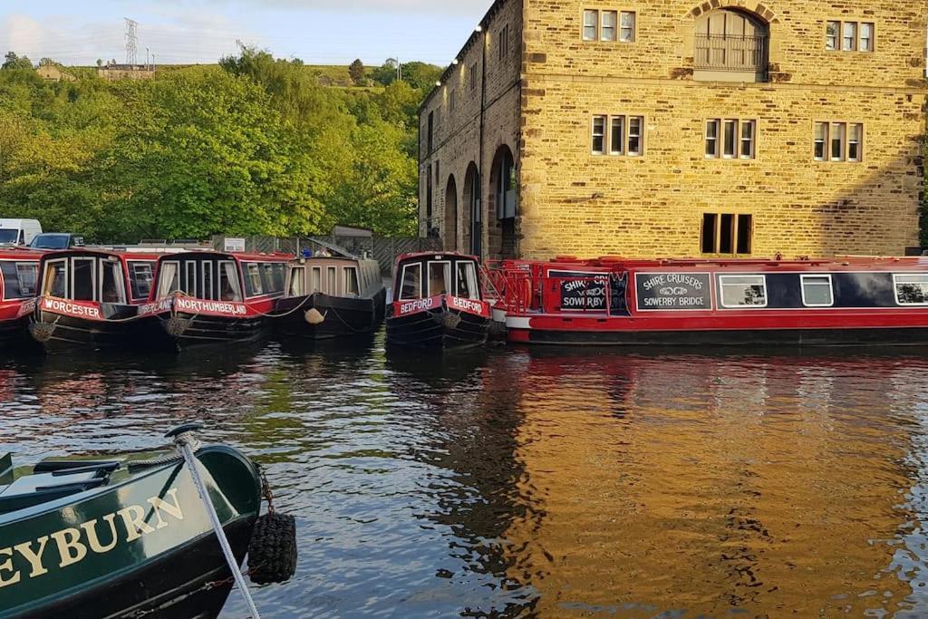 Holiday home Bowie's Abode Sowerby Bridge